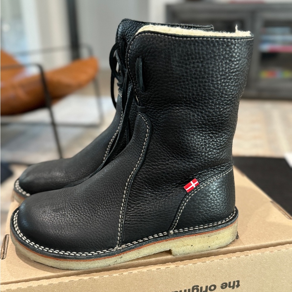 Duckfeet boots, size 37